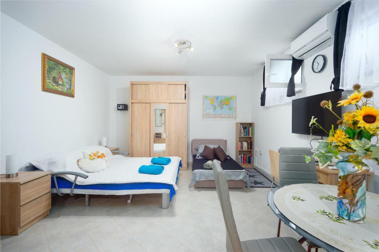 Apartment Zlatko Rovinj Exterior photo